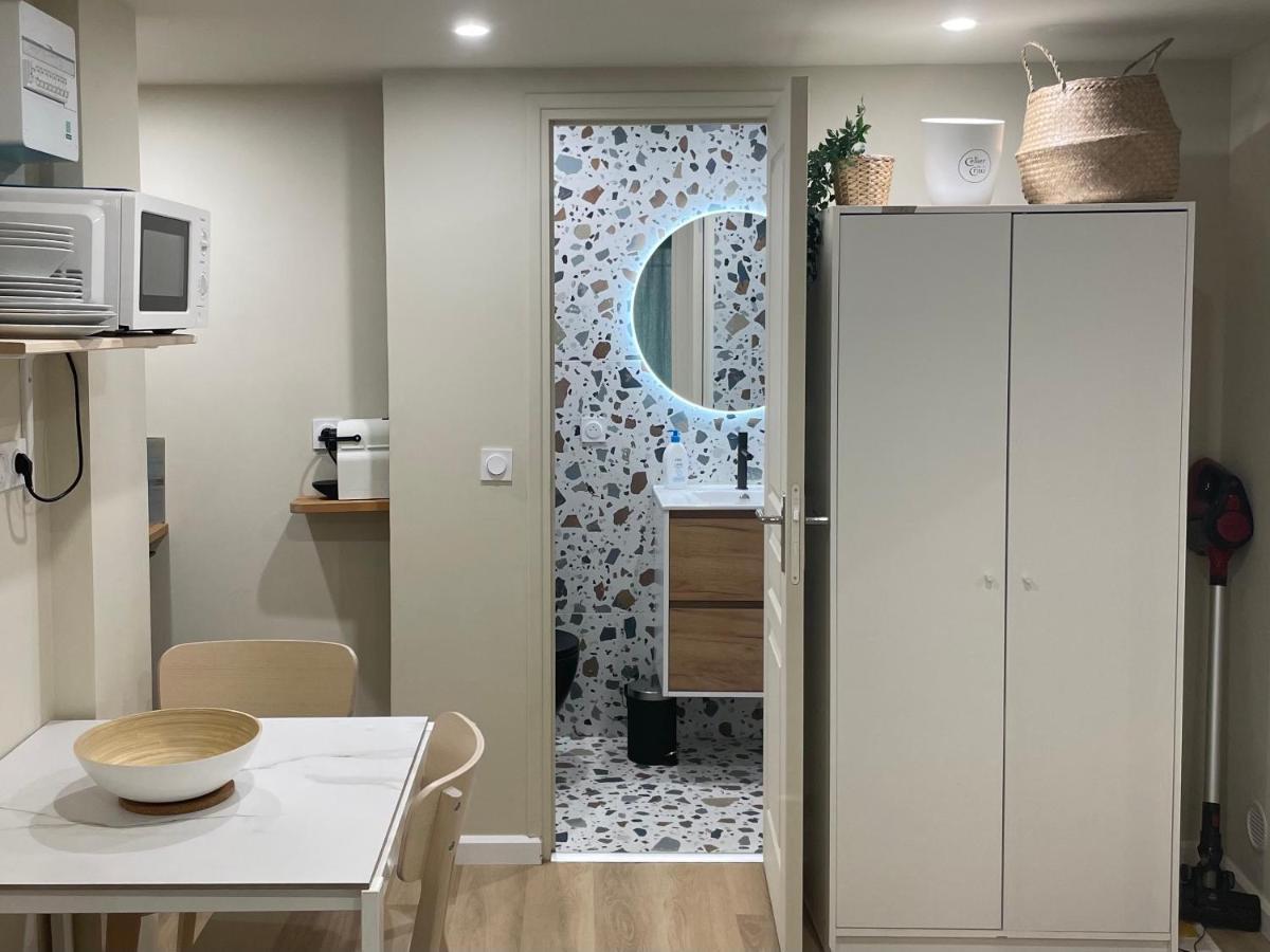 Palmiers, Coeur De Sur Le Parcours Des Arts Hyères